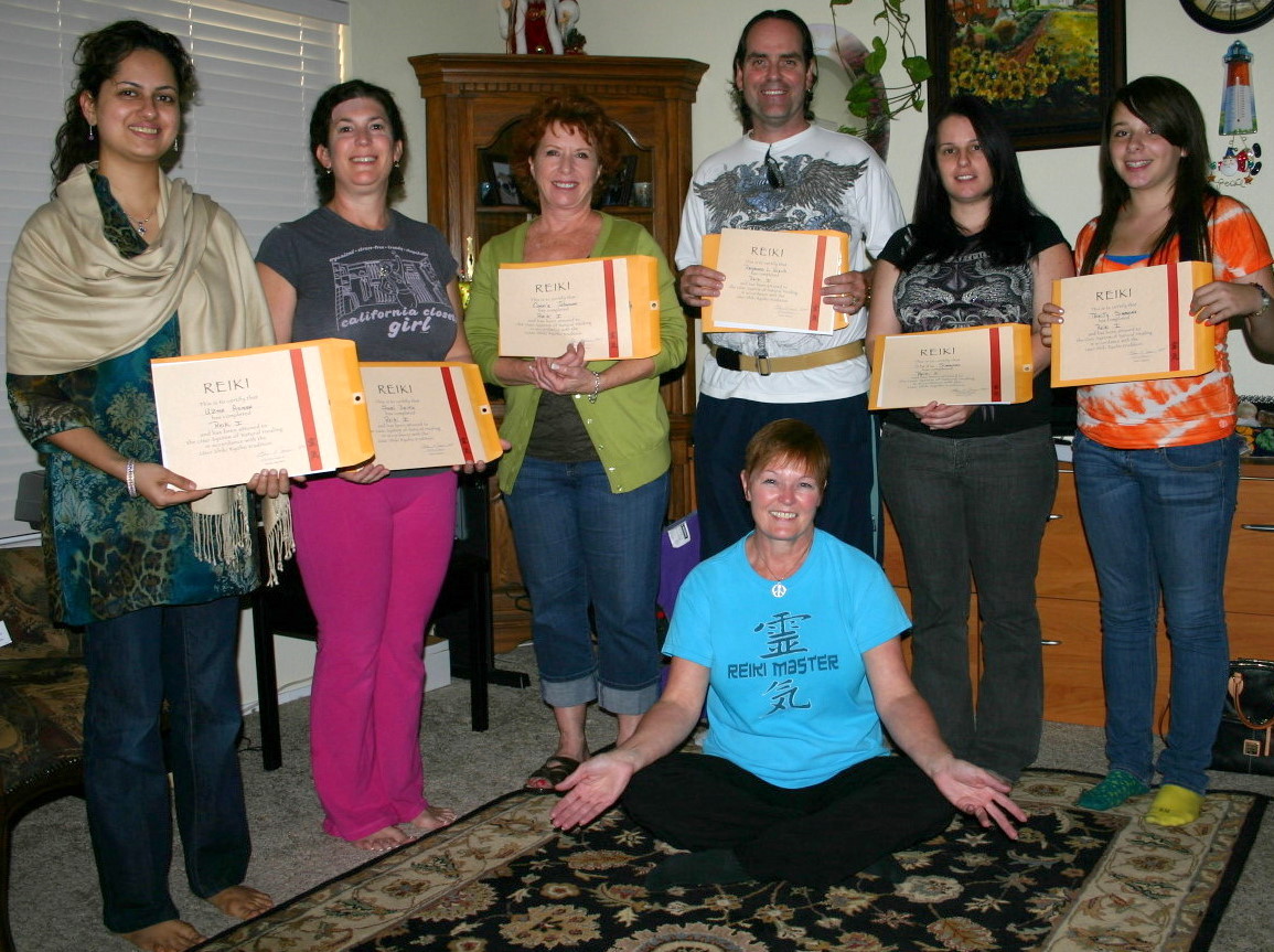 Reiki 1 Certification Class Las Vegas with Reiki Master Eileen at Anne Penman Reiki Las Vegas